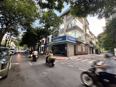 Hiếm  liền kề vip kđt dịch vọng, phố to mặt tiền khủng, tiện ích ngập tràn, nội thất xịn, 110m2 5t 0