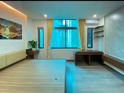Chỉ 8.xx tỷ - 45m bán nhà ngọc thuỵ- gần ô tô- gần nhà văn hoá - thang máy- full nội thất. 3