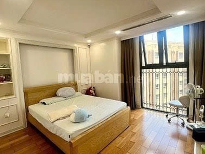 Mình là chủ nhà cần bán gấp b905 chung cư tân hoàng minh bên hồ hoàng cầu. giá 14,9 tỉ 3
