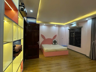 Cầu đơ hà đông 4 tầng 43m chỉ 8,x tỷ   cách chợ hà đông 200m 50m ra oto 0