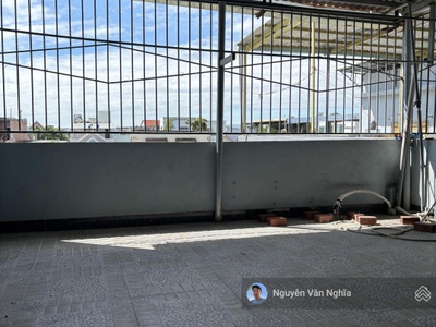 Gấp    nhà 3 tầng 3 mê kiên cố, đầu k ô tô ông ích đường, 4m, có lê, 3pn, ban công, giá đầu tư 3