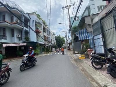 Bán tòa nhà 2 mặt tiền trịnh đình trọng, gần lũy bán bích, 11x16m, 5 t -  13pn, 28,9 tỷ. 2