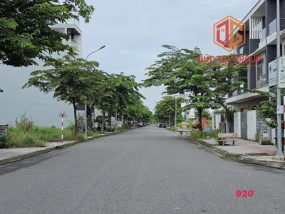 Hot  bán nhà 1t2l kdc bửu long, đường f5, gần công viên chỉ 5,3 tỷ 0