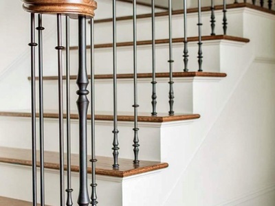 Cho thuê nhà lô góc, mới , thang máy,vỉa hè, 97m2- 5t, giảng võ 31 tr 1