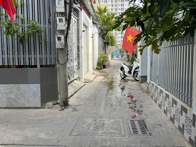 Bán lô đất vuông đẹp 49,9m  gần biển   giá chỉ 2,5 tỷ 1