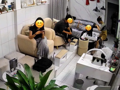 Sang gấp tiệm nail   mi   gội đầu mặt tiền đẹp q. bình thạnh   vào là làm ngay 2