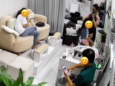 Sang gấp tiệm nail   mi   gội đầu mặt tiền đẹp q. bình thạnh   vào là làm ngay 1