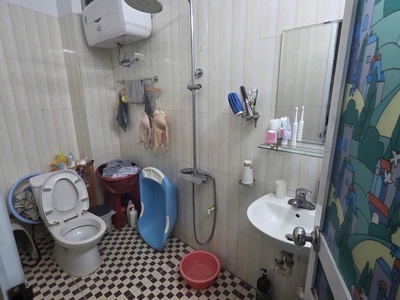 Quan hoa cầu giấy 28m x mt 4,1m giá 6,8 tỷ ngõ rộng 3m,thông các hướng 1