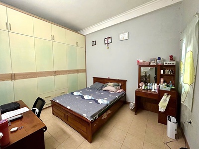 Cho thuê nhà 3 tầng - đầy đủ tiện nghi tại đội cấn, ba đình, hà nội 2