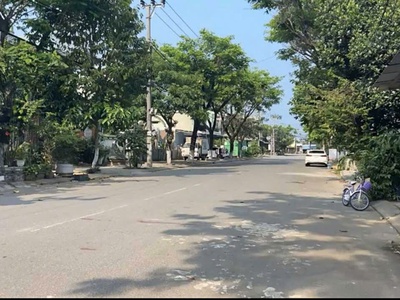 Cho thuê nhà đẹp nguyên căn mặt tiền đường 10.5m   ngay kcn hòa khánh - đà nẵng  full nội thất 4