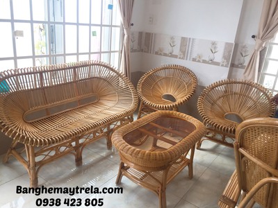 Bàn ghế mây nhỏ gọn cánh sen 1