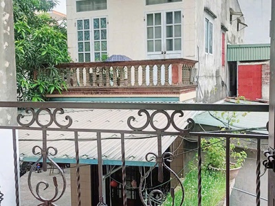 Bán nhà tiền phong nhà 2,5 tầng tổ 11-12 1