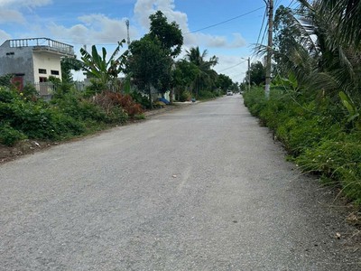 2.45 tỷ - 100m2 mặt đường vũ thị ngọc toàn dương kinh zalo 0567222555 1