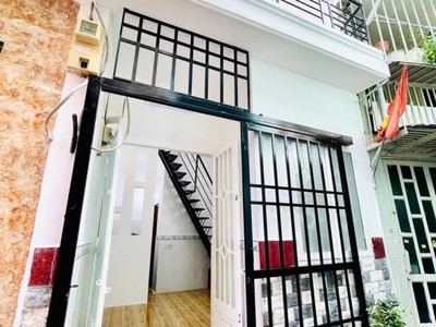 Nhà vuông shr 2 tầng 30m2   hà đặc quận 12 0