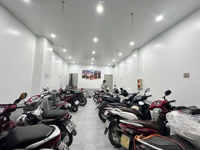 Căn hộ ccmn full nội thất - ngõ oto vào nhà 20 ra mặt ngõ oto tránh 80m ra mặt phố 1