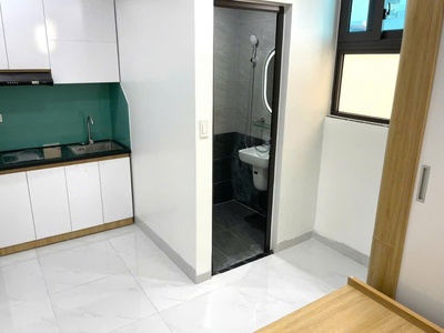 Căn hộ ccmn full nội thất - ngõ oto vào nhà 20 ra mặt ngõ oto tránh 80m ra mặt phố 2