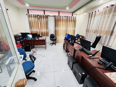 Bán nhà 4 tầng   mặt tiền kinh doanh ngay kính nổi dĩ an 1   5x20m   8 phòng ngủ   giá nhỉnh 5 tỷ  3