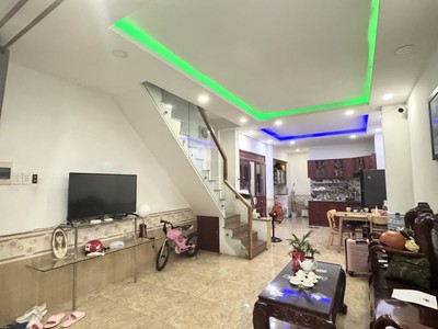 Bàn nhà mới keng dọn vào ở ngay đường số 13 - linh xuân - thủ đức - 2 tầng - 44m2 - sổ vuông a4 - 2