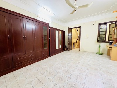 Bán nhà đào tấn, khu vip, 110m phù hợp xây apartment, chỉ 25 tỷ 0