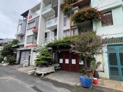 Bán nhà ngõ tô ngọc vân, linh đông, thủ đức: 85m2, 4 tầng, 3pn, sh, giá 10.7 tỷ. 4