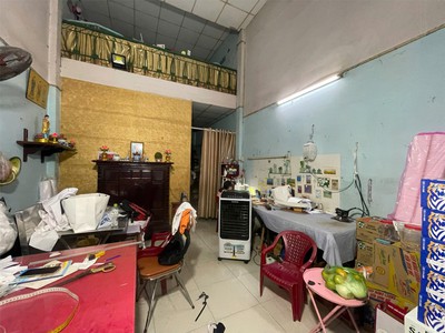 Bán nhà tân kỳ tân quý, tân phú - dt 72m2  4x18 m - hẻm 6m xe hơi 7c thông 1