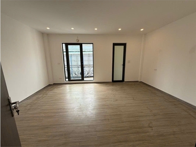 Bán nhà thạch bàn long biên   46m    6 tầng thang máy   lô góc 2 thoáng   gần ô tô   7,8 tỷ 3