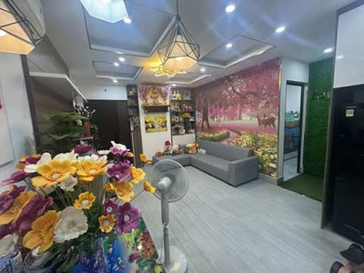 Chính chủ gửi bán căn  chung cư cao cấp vị trí siêu đẹp và thuận tiện giao thông. 2