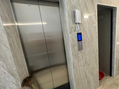 Cho thuê nhà mới, căn góc, thái hà, thang máy  vỉa hè 119m2  5t- 46 tr 0