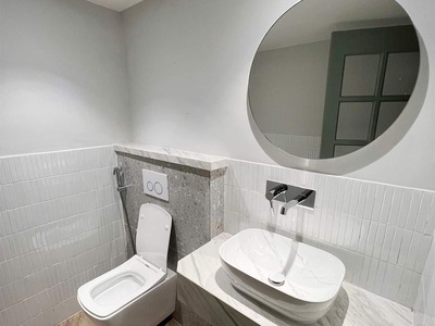 Cho thuê nhà mới, căn góc, thái hà, thang máy  vỉa hè 119m2  5t- 46 tr 1