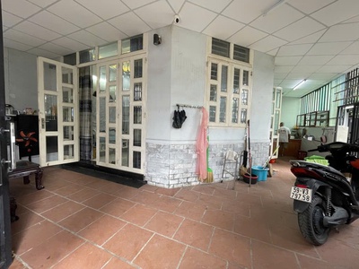 Lô góc 2 mặt xe tải đs 1 - 63m2 5 tầng  - cách 1 căn ra view sông - nhỉnh 7 tỷ   mô tả: 2