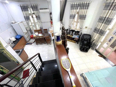Lô góc 2 mặt xe tải đs 1 - 63m2 5 tầng  - cách 1 căn ra view sông - nhỉnh 7 tỷ   mô tả: 3