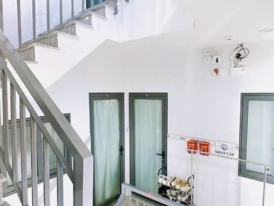  nhỉnh 8 tỷ có ngay chdv- ngang lớn 7.2m- đ.đoàn văn bơ-giao thông thuận tiện- ra tôn đản, 2