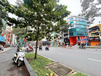 Hiếm bán - mặt tiền kd đ.trần hưng đạo ngay phố tây bùi viện   chợ bến thành quận 1 - giang 1