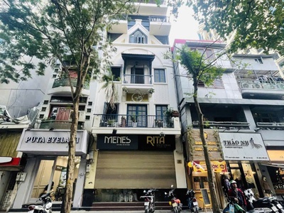 Siêu phẩm mặt phố đoàn trần nghiệp  đối diện vincom bà triệu. vị trí vip, kih doanh cực đỉnh 0