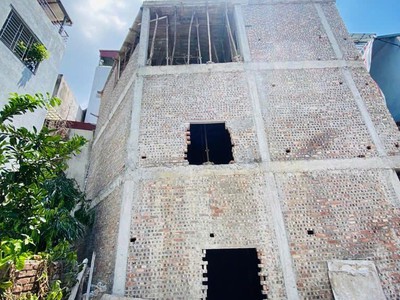 Nhà mới tinh   full nội thất   mặt tiền rộng   ở sướng 1
