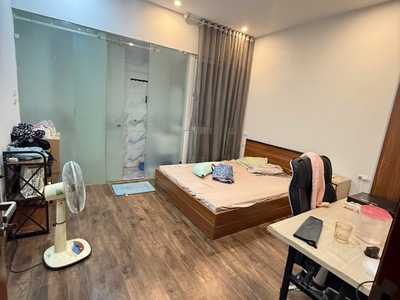 Bán nhà lạc trung phân lô 4 tầng vỉa hè e ô tô dừng đỗ kinh doanh hai bà trưng 2