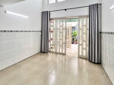 Bán nhà 4 tầng đẹp 36m2  4x9 , hẻm xe tải lê văn quới, gần ngã tư bốn xã, chỉ hơn 4 tỷ 2