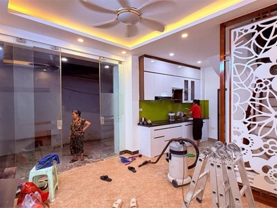 Bán nhà mỹ đình 36m2, 5 tầng, xe đỗ cửa, giá 6,6 tỷ 0