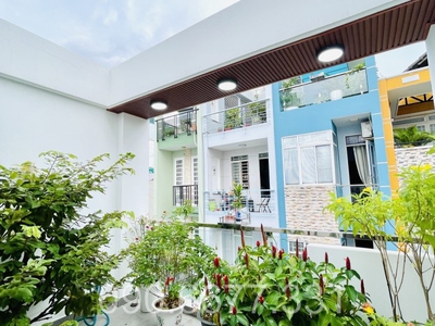 ‼ phú nhuận - nguyễn trọng tuyển - xe hơi vào nhà - 4 tầng khang trang - phòng ngủ tầng trệt - 4