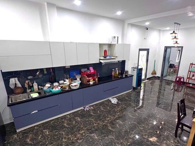 Mặt tiền đường 5.5m, đối diện đh sư phạm, 118m2, 3 mê, xịn sò, 5.x tỷ 3