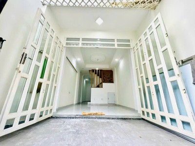 Nhà 3 tầng btct vừa ở vừa kinh doanh mặt tiền tân thới hiệp 9 45m2 gần st mega market. sát bên toà 0