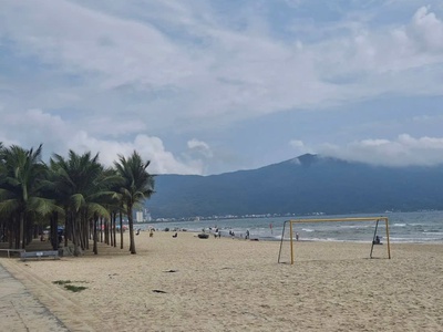 Khê mỹ, nhà 3 mặt đường, vila sân vườn, hồ bơi, 3 tầng, mặt tiền đường dương tử giang khu nam 0