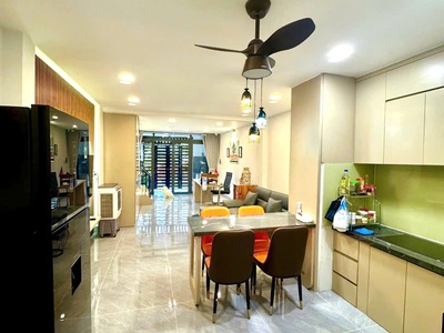 Bán nhà 3 tầng mới đẹp hẻm xe hơi 56m2 4x14m gần đình phong phú tăng nhơn phú a thủ đức. 3