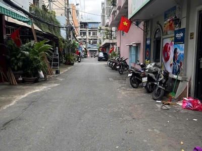 Bán nhà hxh cộng hòa   p13 tân bình  4,5x25m  103m2 hơn 13 tỷ 2
