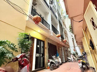 Nhà đẹp khu phân lô phố ngọc thụy 36m2  5 tầng mt3.5m 7.4 tỷ long biên hà nội . 1