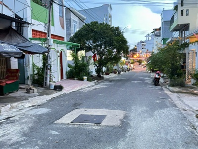 Bán nhà 2tầng 2 mặt tiền đường nhựa khu tđc hòn xện - vĩnh hoà - bắc nha trang. 2