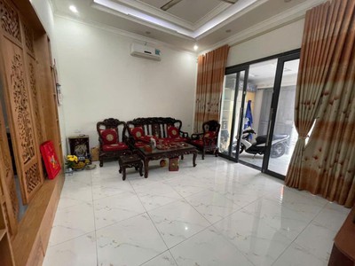 Quá rẻ chỉ 2.2 tỷ có 96m2 đất tây tựu sẵn nhà cấp 4 ở luôn ngay đại học công nghiệp hà nội 1