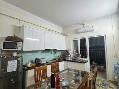 Cần bán gấp căn hộ 64,81m2 chung cư Thanh Hà Cienco 5   Ban công hướng Nam view thoáng rẻ nhất 1