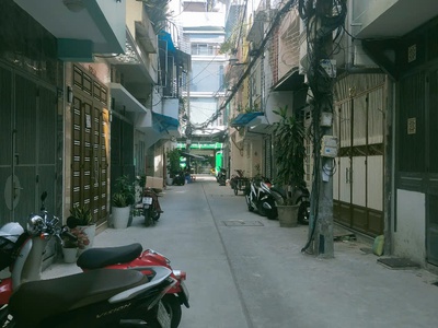 Bán nhà 575/86 nguyễn đình chiểu, quận 3. dt: 3.2m 10m. cn: 29m2. 5 tầng. giá 9.9  tỷ 4