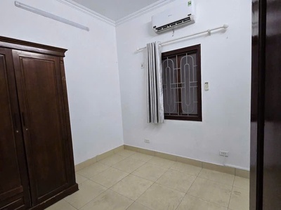 Bán nhà đức giang   long biên  30m  x 3t  mt 3.5m  5.2 tỷ 0